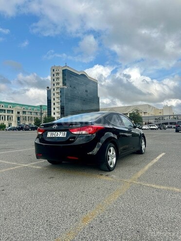 Hyundai Elantra 2011, 200,200 km - 1.8 l - Bakı