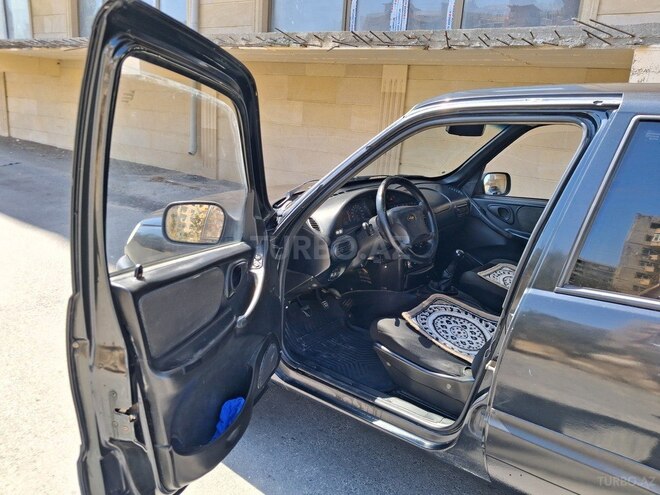 Chevrolet Niva 2008, 621,686 km - 1.7 л - Bakı