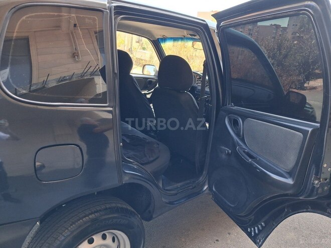 Chevrolet Niva 2008, 621,686 km - 1.7 л - Bakı