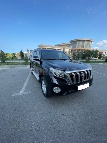 Toyota Land Cruiser Prado-3