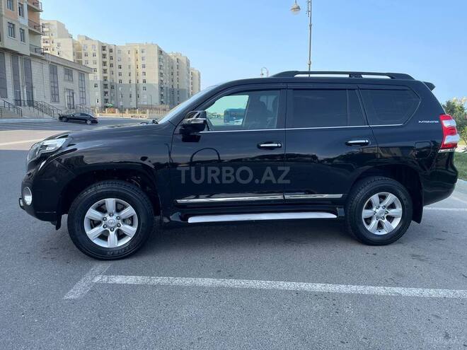 Toyota Land Cruiser Prado-7