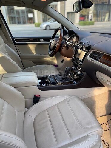 Volkswagen Touareg 2014, 98,000 km - 3.6 l - Bakı