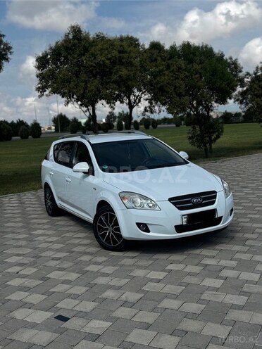 Kia  2008, 308,000 km - 1.4 l - Bakı