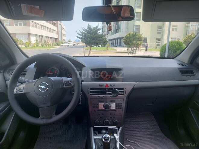 Opel Astra 2006, 390,000 km - 1.3 l - Bakı