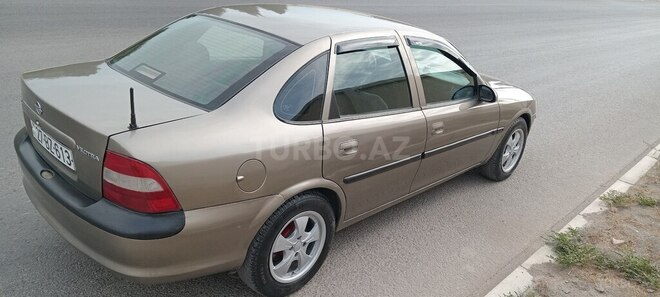 Opel Vectra 1996, 350,000 km - 1.8 l - Sumqayıt