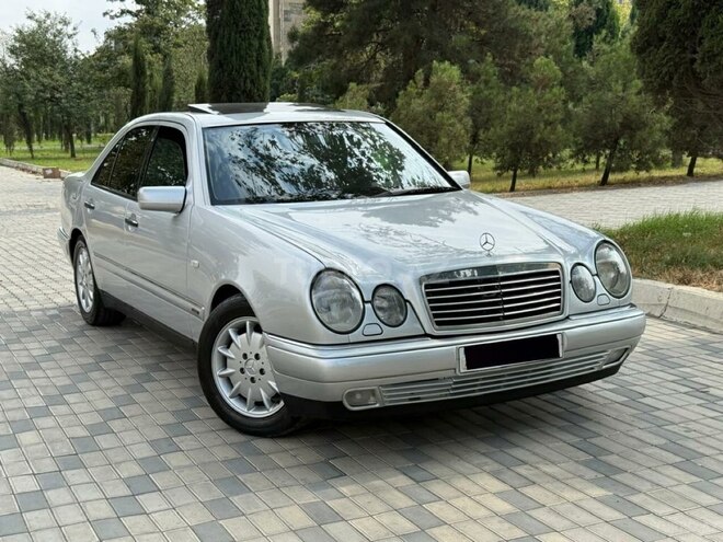 Mercedes E 240 1999, 298,652 km - 2.4 l - Gəncə
