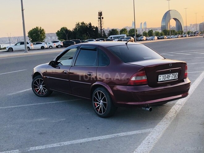 Opel Vectra 1997, 556,782 km - 1.8 l - Bakı