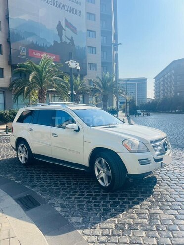 Mercedes GL 550 2010, 145,000 km - 5.5 л - Bakı