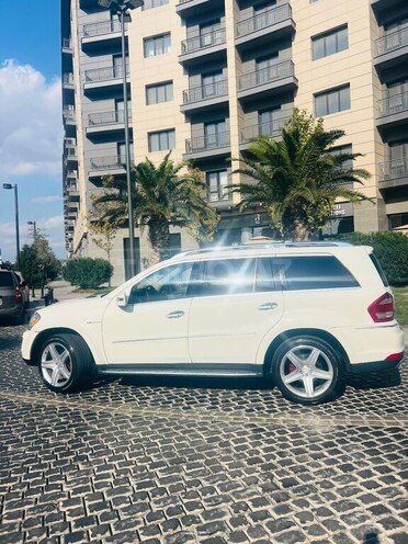 Mercedes GL 550 2010, 145,000 km - 5.5 л - Bakı