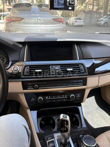 BMW 528 2015, 260,000 km - 2.0 l - Bakı