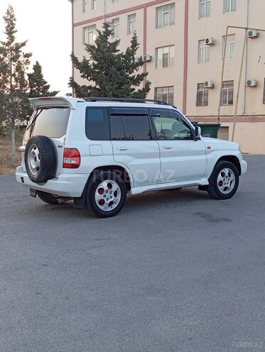 Mitsubishi Pajero io 1999, 327,000 km - 1.8 l - Bakı