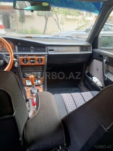Mercedes 190 1992, 301,292 km - 2.0 л - Bakı
