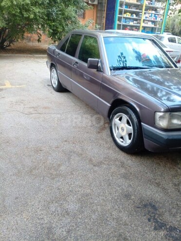 Mercedes 190 1992, 301,292 km - 2.0 л - Bakı