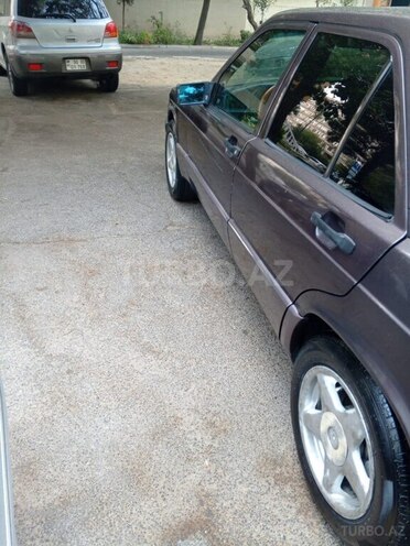 Mercedes 190 1992, 301,292 km - 2.0 л - Bakı