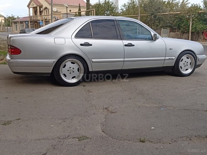 Mercedes E 230 1997, 356,253 km - 2.3 l - Bakı