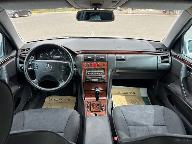 Mercedes E 270 2000, 354,000 km - 2.7 l - Şirvan