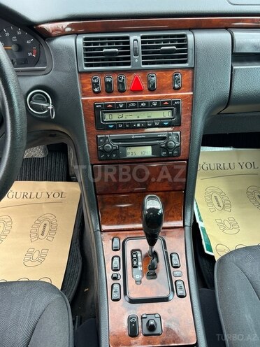 Mercedes E 270 2000, 354,000 km - 2.7 l - Şirvan