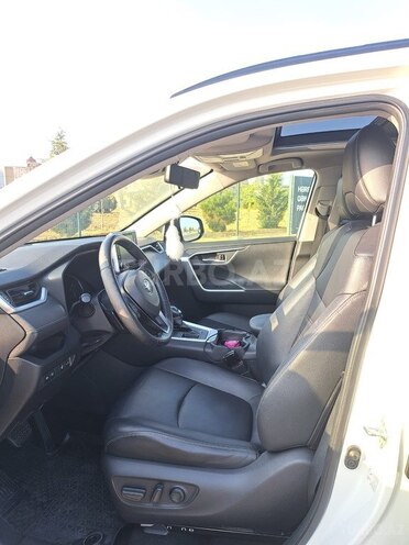 Toyota RAV4 2019, 145,000 km - 2.0 l - Bakı