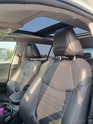 Toyota RAV4 2019, 145,000 km - 2.0 l - Bakı