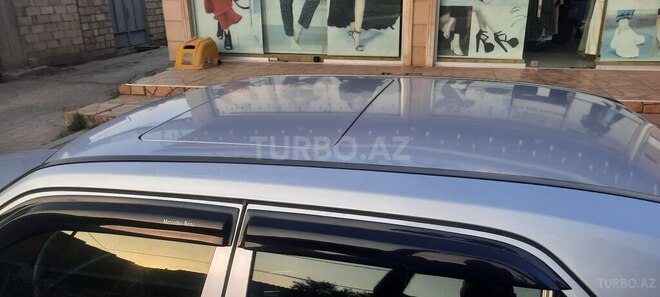 Mercedes E 220 1994, 343,700 km - 2.2 l - Beyləqan