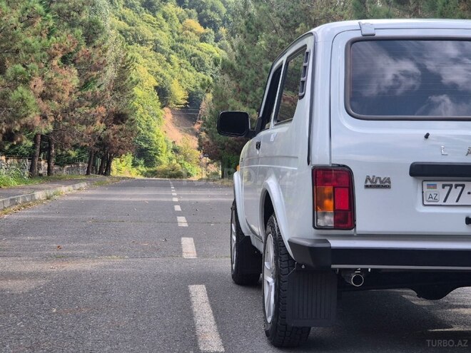 LADA (VAZ) Niva 2024, 31,000 km - 1.7 л - Qəbələ