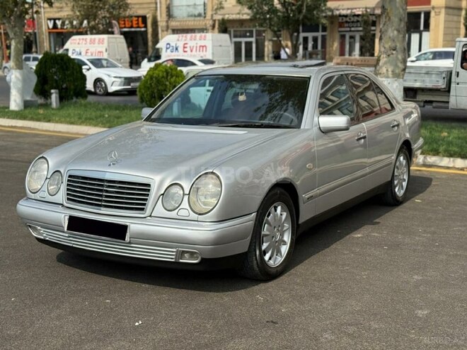 Mercedes E 240 1999, 298,652 km - 2.4 l - Gəncə