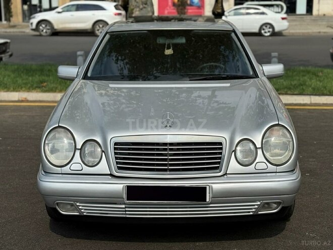 Mercedes E 240 1999, 298,652 km - 2.4 l - Gəncə