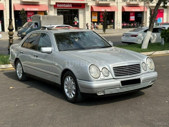 Mercedes E 240 1999, 298,652 km - 2.4 l - Gəncə