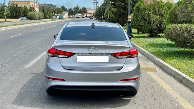 Hyundai Elantra 2016, 84,000 km - 2.0 l - Bakı