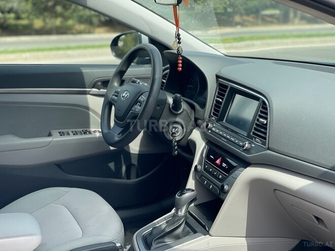 Hyundai Elantra 2016, 84,000 km - 2.0 l - Bakı