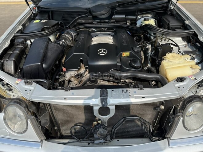 Mercedes E 240 1999, 298,652 km - 2.4 l - Gəncə