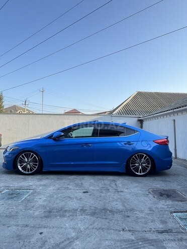 Hyundai Elantra 2017, 134,200 km - 1.6 l - Bakı