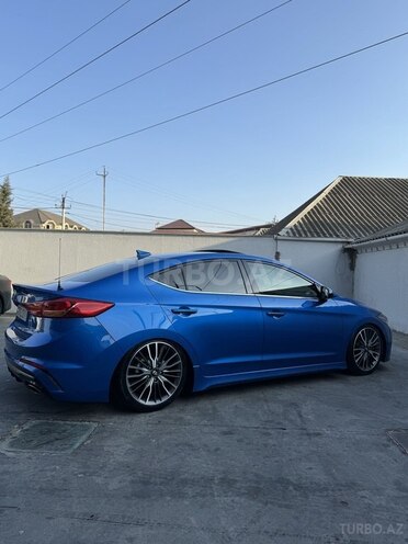 Hyundai Elantra 2017, 134,200 km - 1.6 l - Bakı