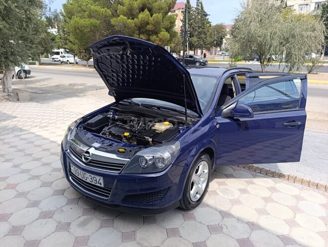 Opel Astra 2009, 365,487 km - 1.4 l - Sumqayıt