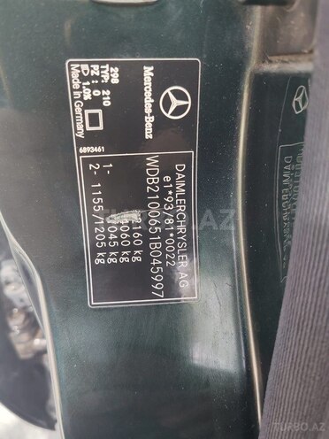 Mercedes E 320 1999, 386,000 km - 3.2 l - Bakı
