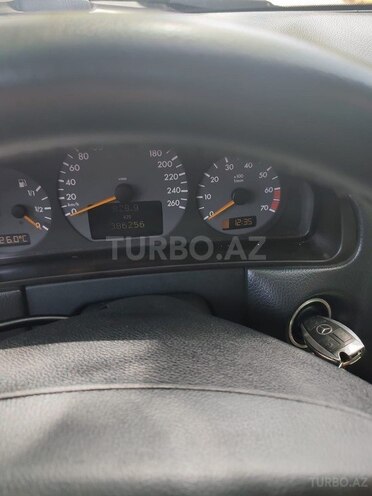 Mercedes E 320 1999, 386,000 km - 3.2 l - Bakı