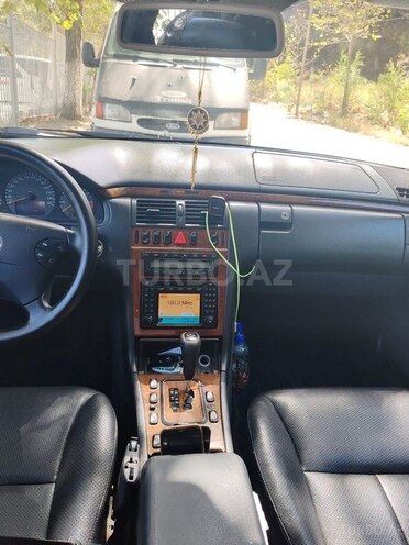Mercedes E 320 1999, 386,000 km - 3.2 l - Bakı