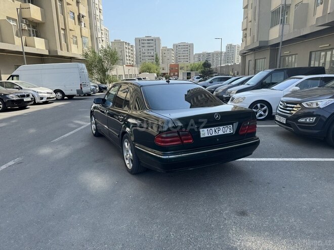 Mercedes E 320 1999, 386,000 km - 3.2 l - Bakı