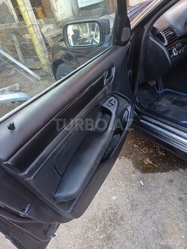 BMW 320 1998, 133,399 km - 2.2 l - Bakı