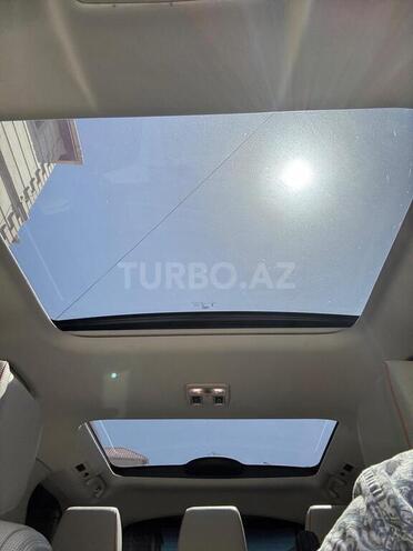 Land Rover Discovery 2018, 140,000 km - 3.0 l - Bakı