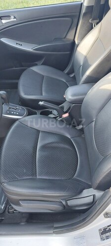 Hyundai Accent 2015, 136,000 km - 1.6 л - Bakı
