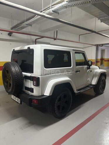 Jeep Wrangler-10