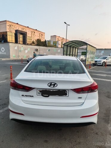 Hyundai Elantra 2018, 67,000 km - 2.0 л - Bakı