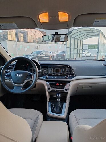 Hyundai Elantra 2018, 67,000 km - 2.0 л - Bakı