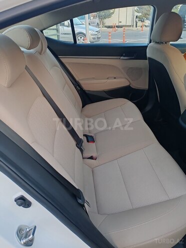 Hyundai Elantra 2018, 67,000 km - 2.0 л - Bakı