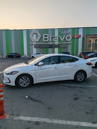 Hyundai Elantra 2018, 67,000 km - 2.0 л - Bakı