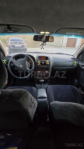 Opel Astra 1998, 215,000 km - 1.8 l - Bakı