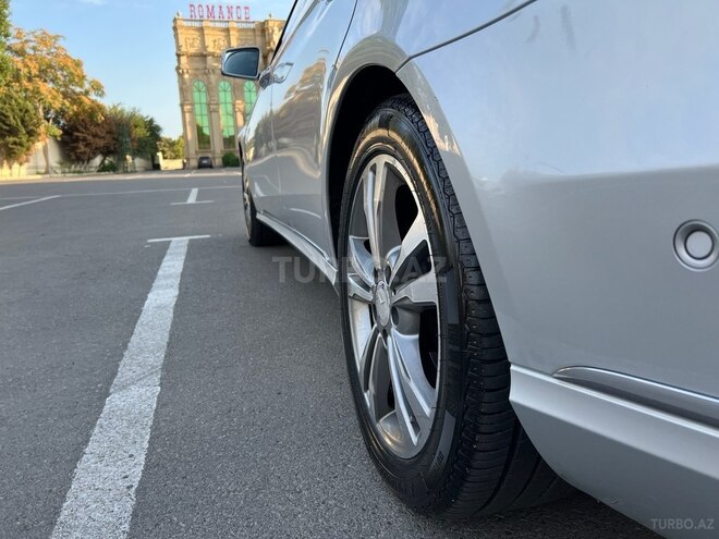 Mercedes E 220 2014, 257,000 km - 2.1 l - Bakı