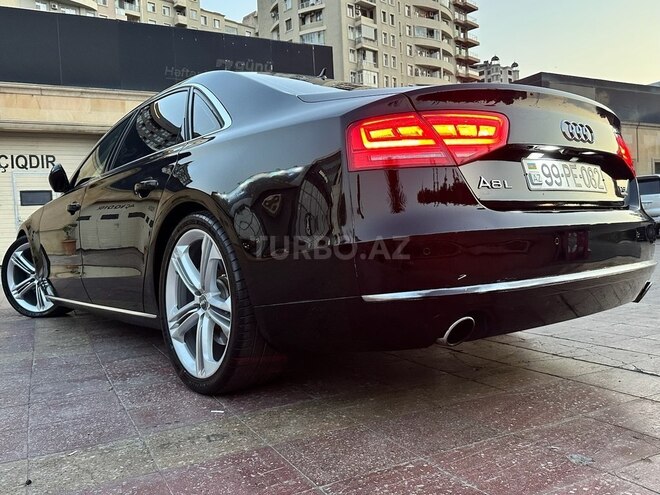 Audi A8 2011, 134,000 km - 4.2 l - Bakı