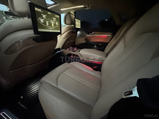 Audi A8 2011, 134,000 km - 4.2 l - Bakı